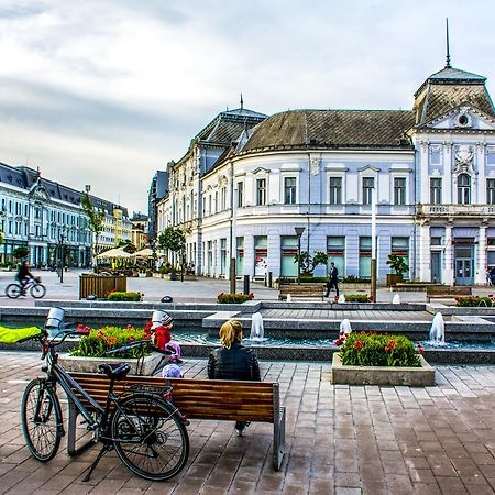 Korona Hotel Nyíregyháza Exteriér fotografie