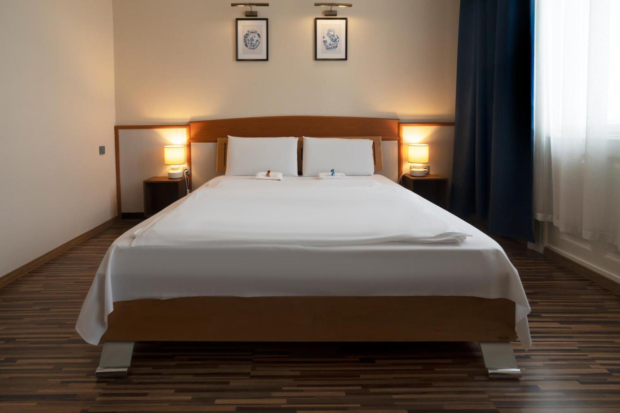 Korona Hotel Nyíregyháza Exteriér fotografie