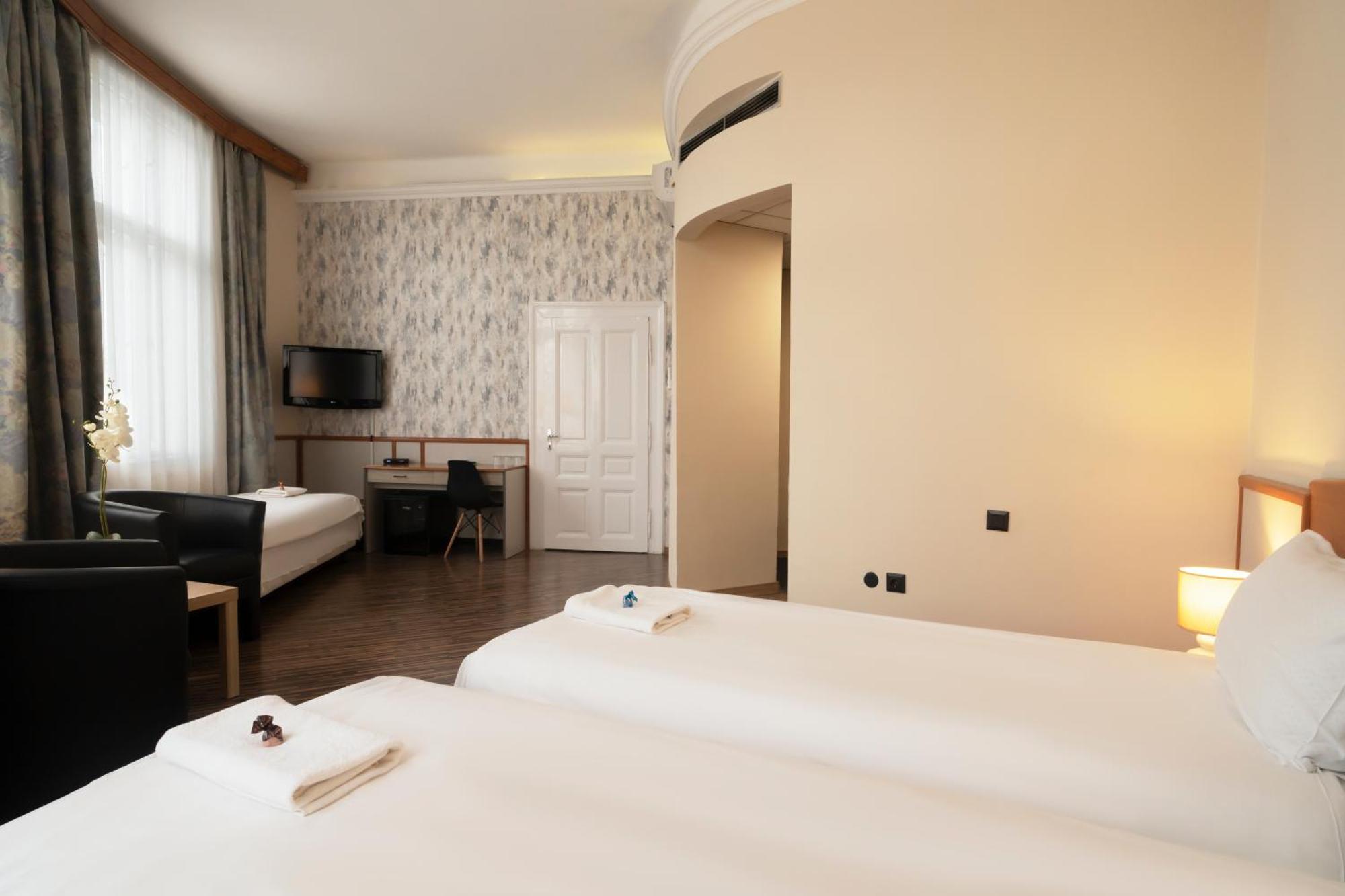 Korona Hotel Nyíregyháza Exteriér fotografie