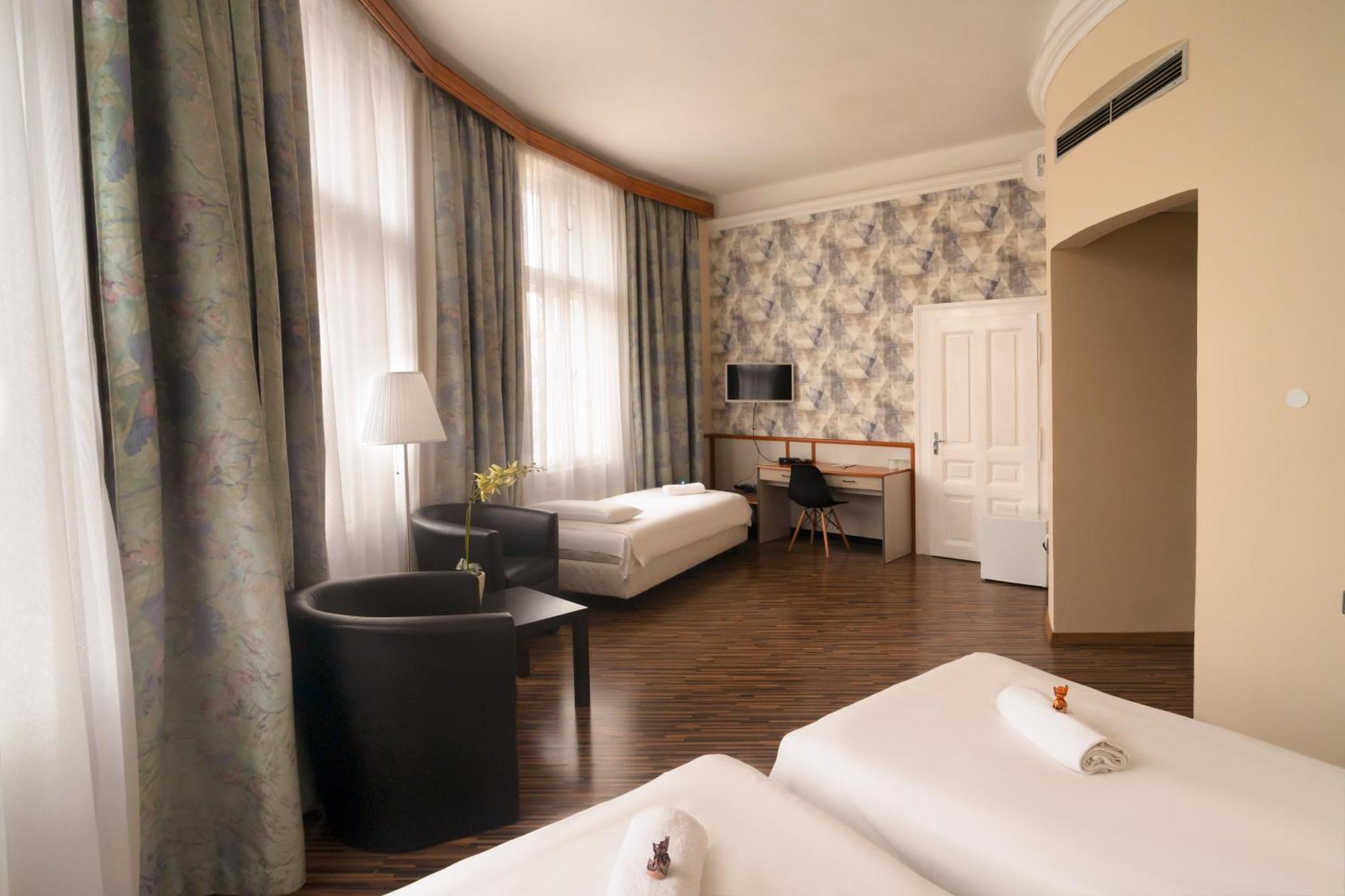 Korona Hotel Nyíregyháza Exteriér fotografie