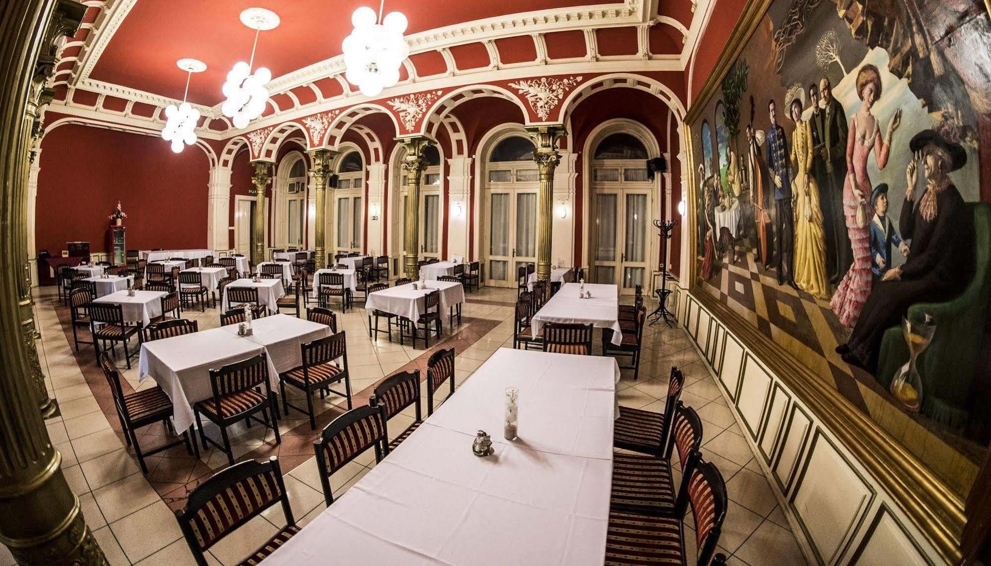 Korona Hotel Nyíregyháza Exteriér fotografie