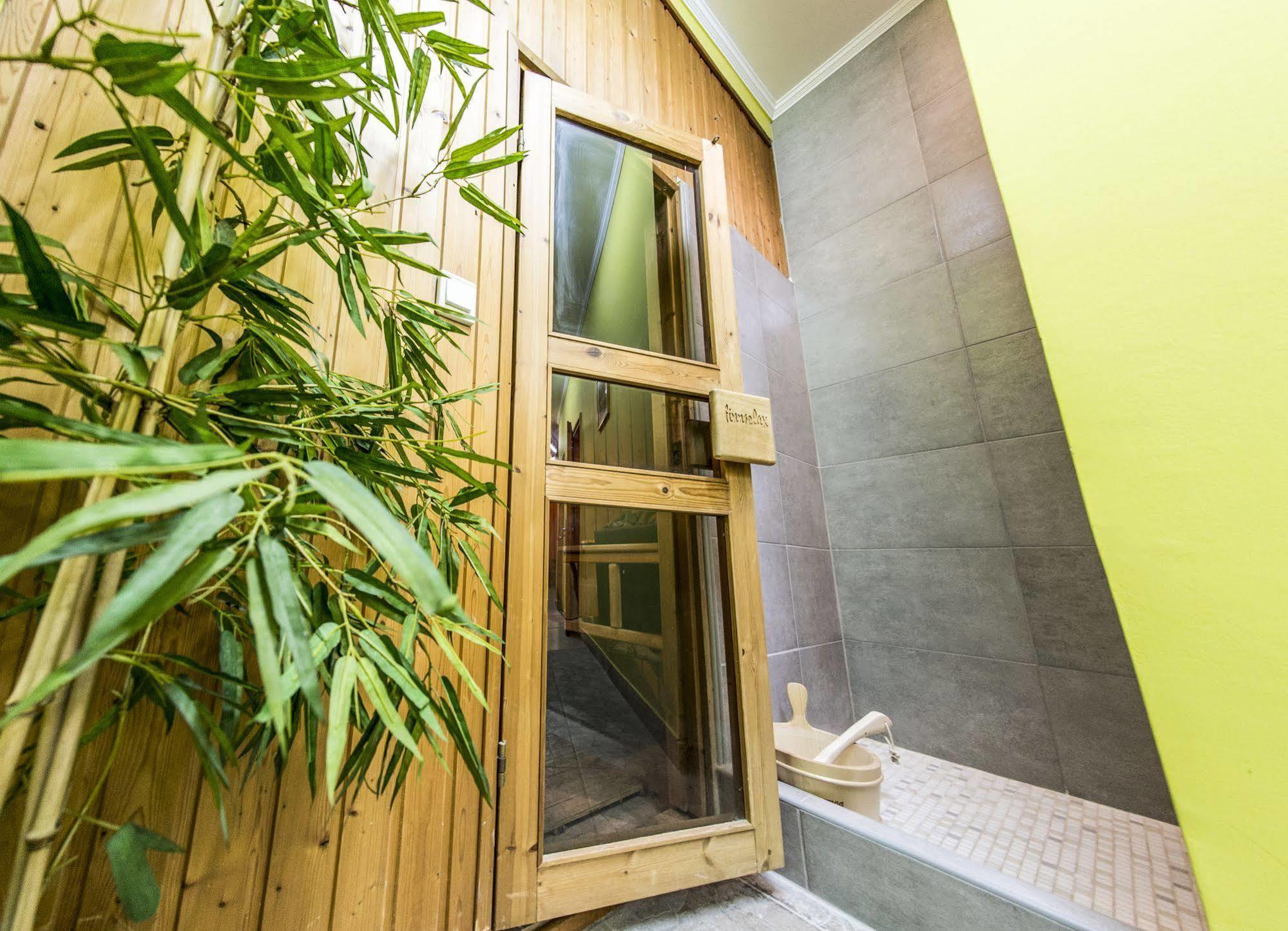 Korona Hotel Nyíregyháza Exteriér fotografie